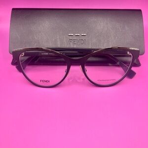 Fendi Black Round Glasses
